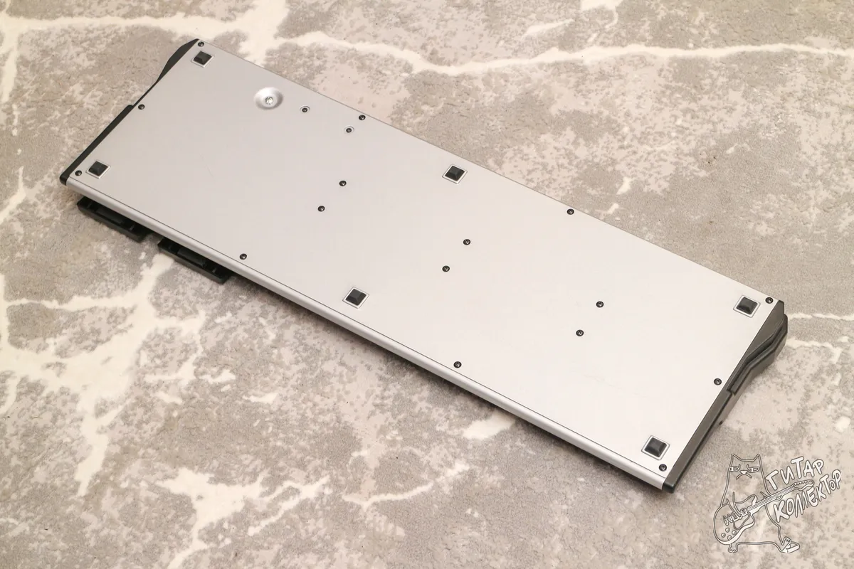 Behringer FCB 1010 MIDI Foot Controller