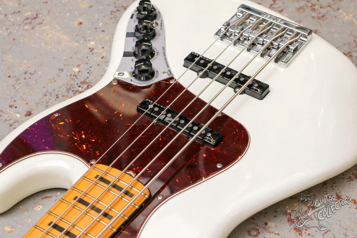 Fender American Ultra Jazz Bass Arctic Pearl