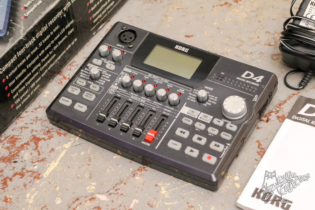 KORG D4 Digital Recorder Compact 4-track Портастудия