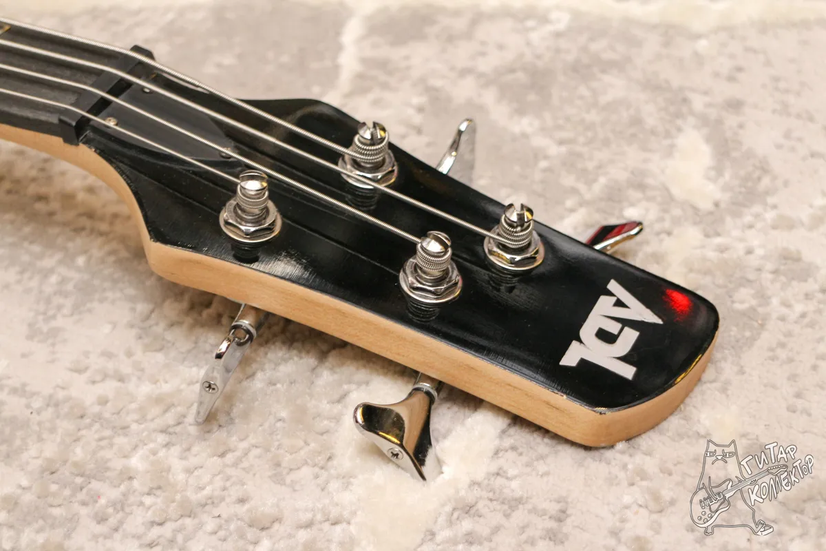 ADL Bass 4 White