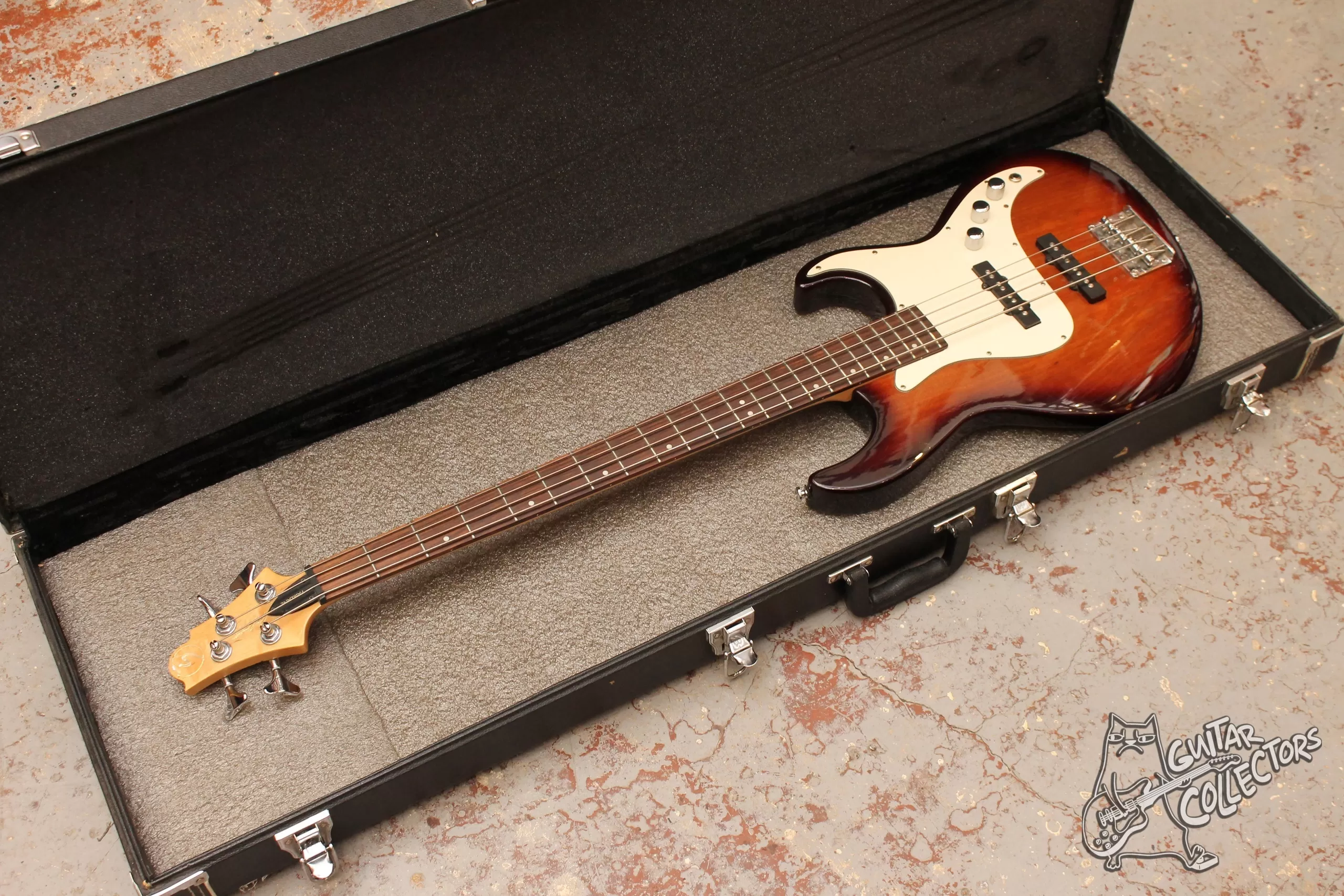 Кейс Rockcase Warwick для Баса