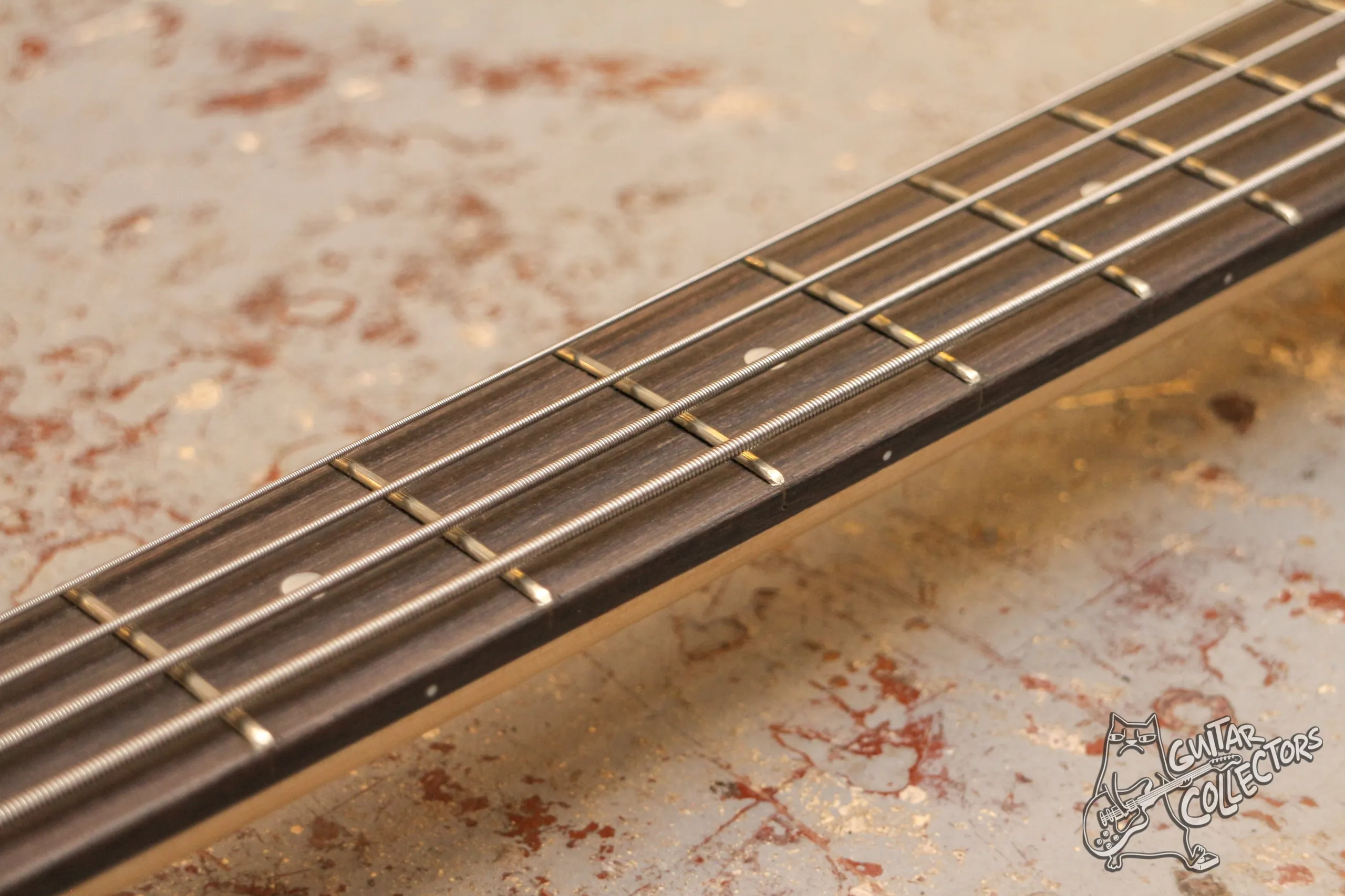 Ashtone AB-11 BK Precision Bass