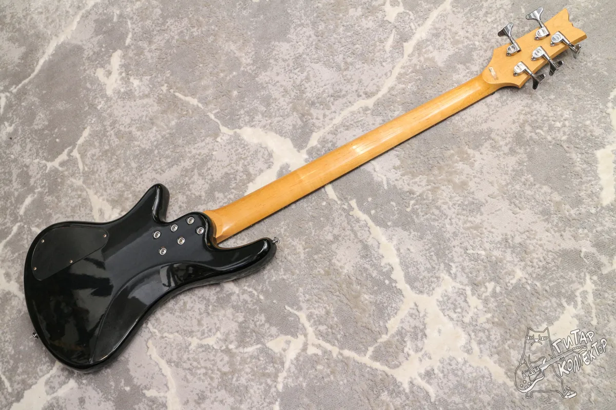 Schecter Diamond Series Stiletto Deluxe 5 Bass