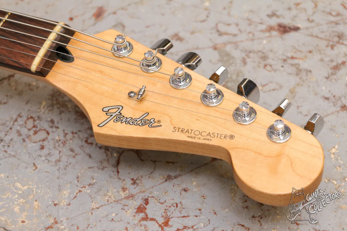Fender ST-STD Stratocaster Standard