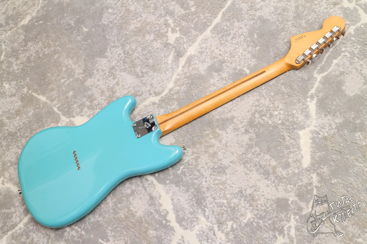 Fender Player II Mustang Aquatone Blue