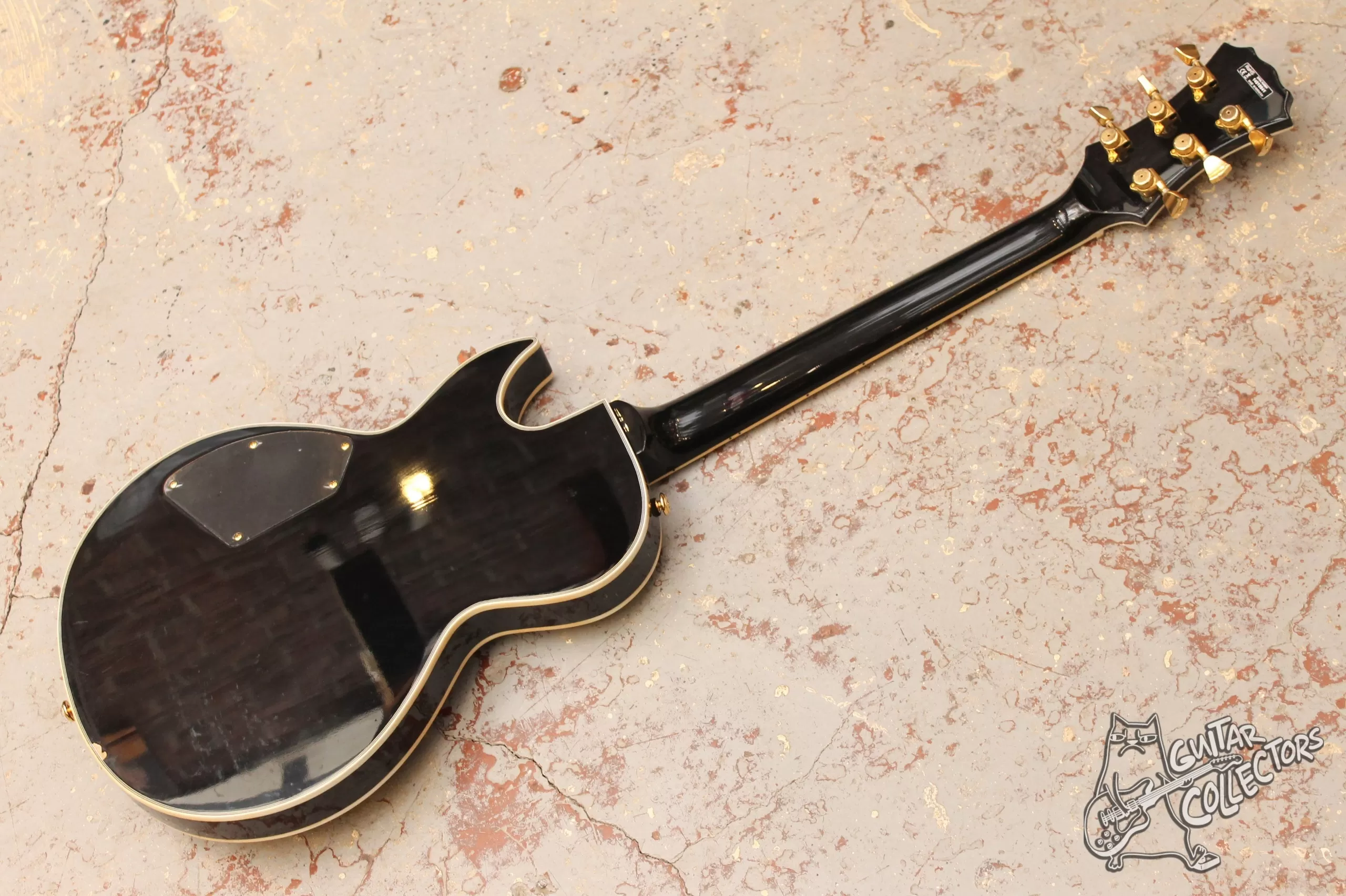 Spear Les Paul Custom