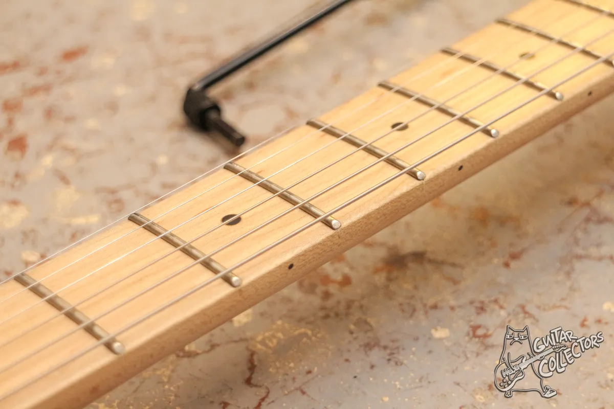 Kramer Guitars Pacer Classic Pearl white