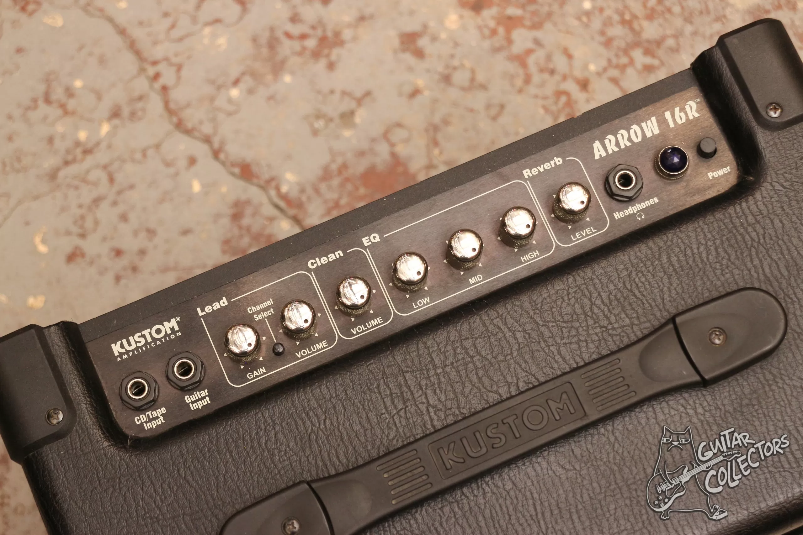 Kustom Arrow 16 R Guitar Combo