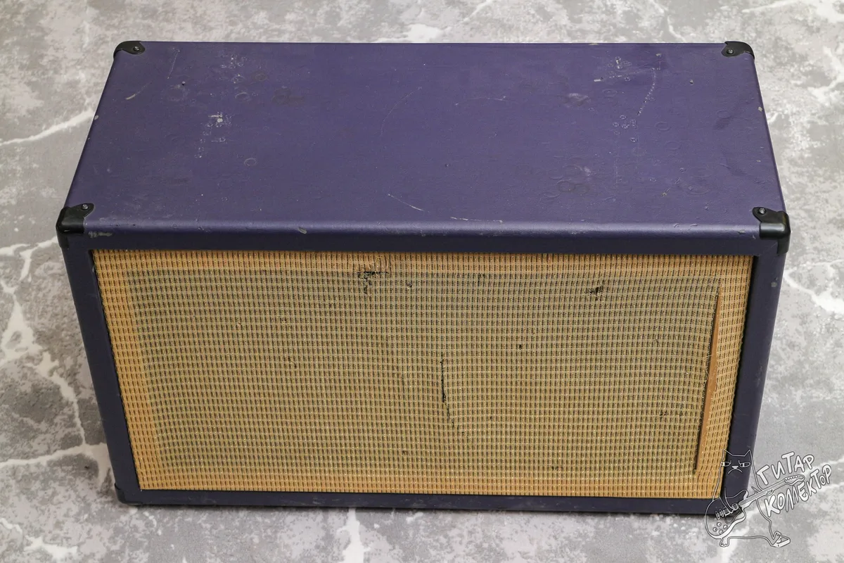 Yerasov BULL 212 Кабинет Гитарный Celestion Rocket