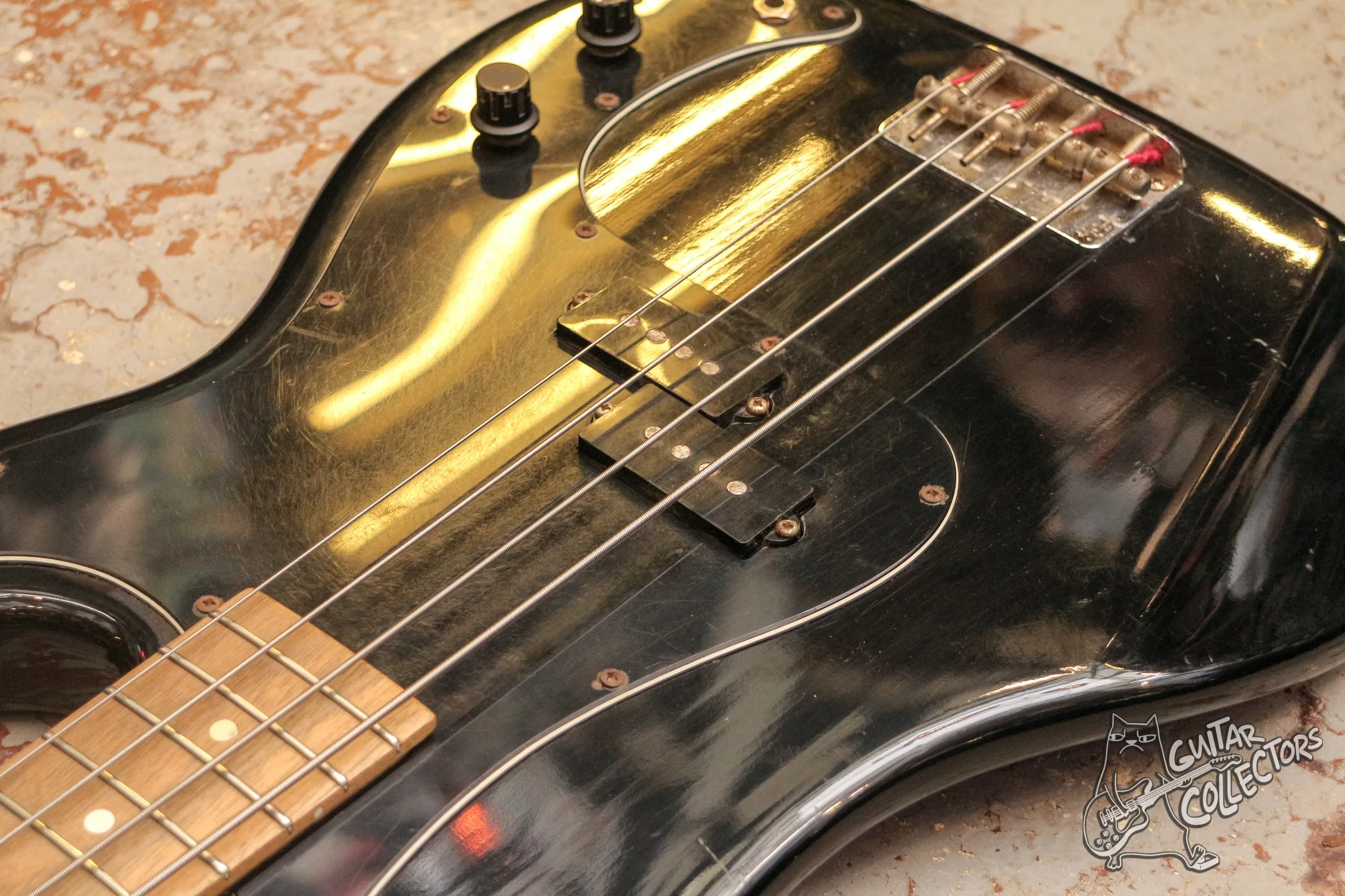 Yamaha Pulser Precision Bass PB 400