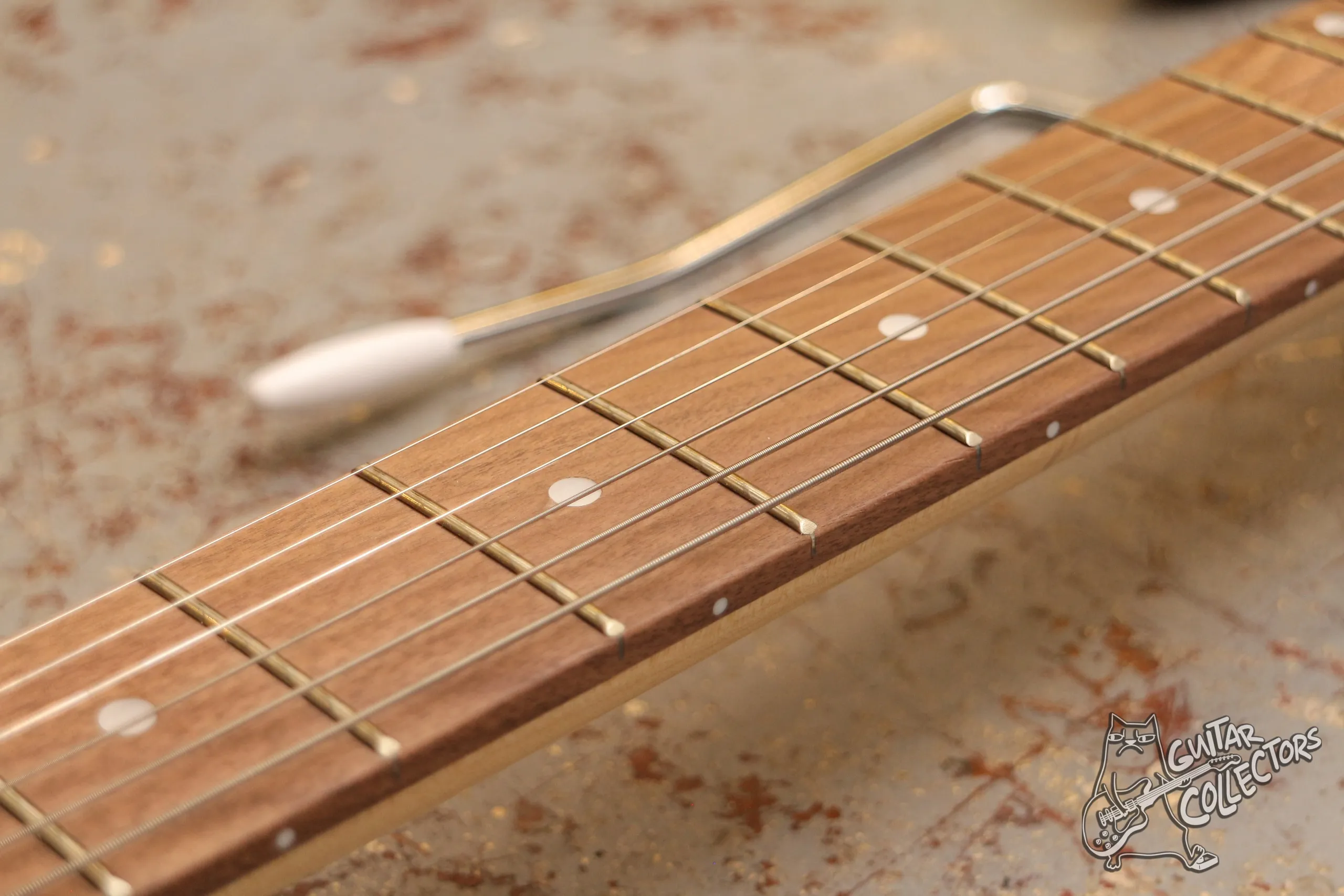 Caraya E211RD Fat Stratocaster Red