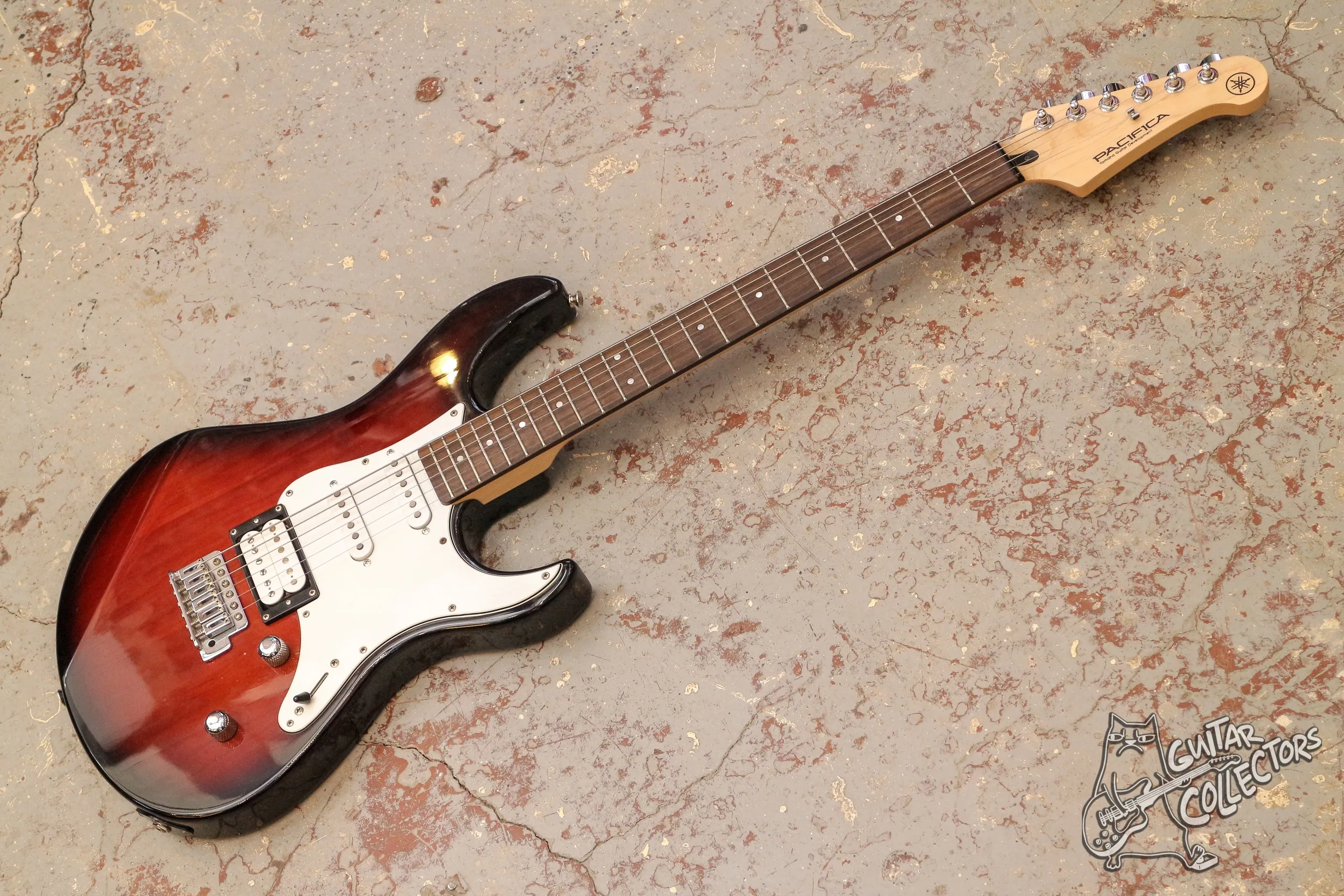 Yamaha Pacifica 112V OVS Fat Strat