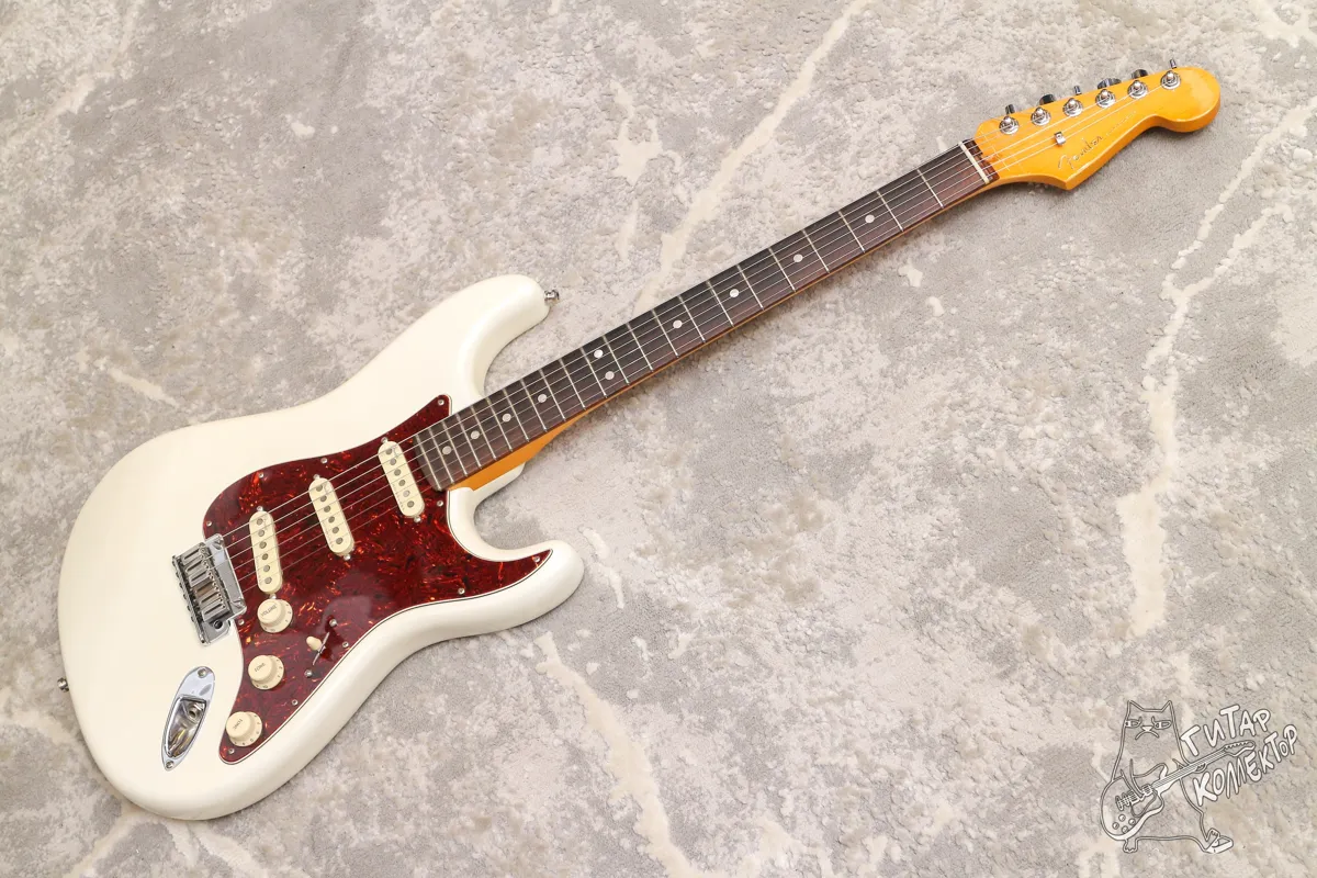Fender American Ultra Stratocaster Arctic Pearl