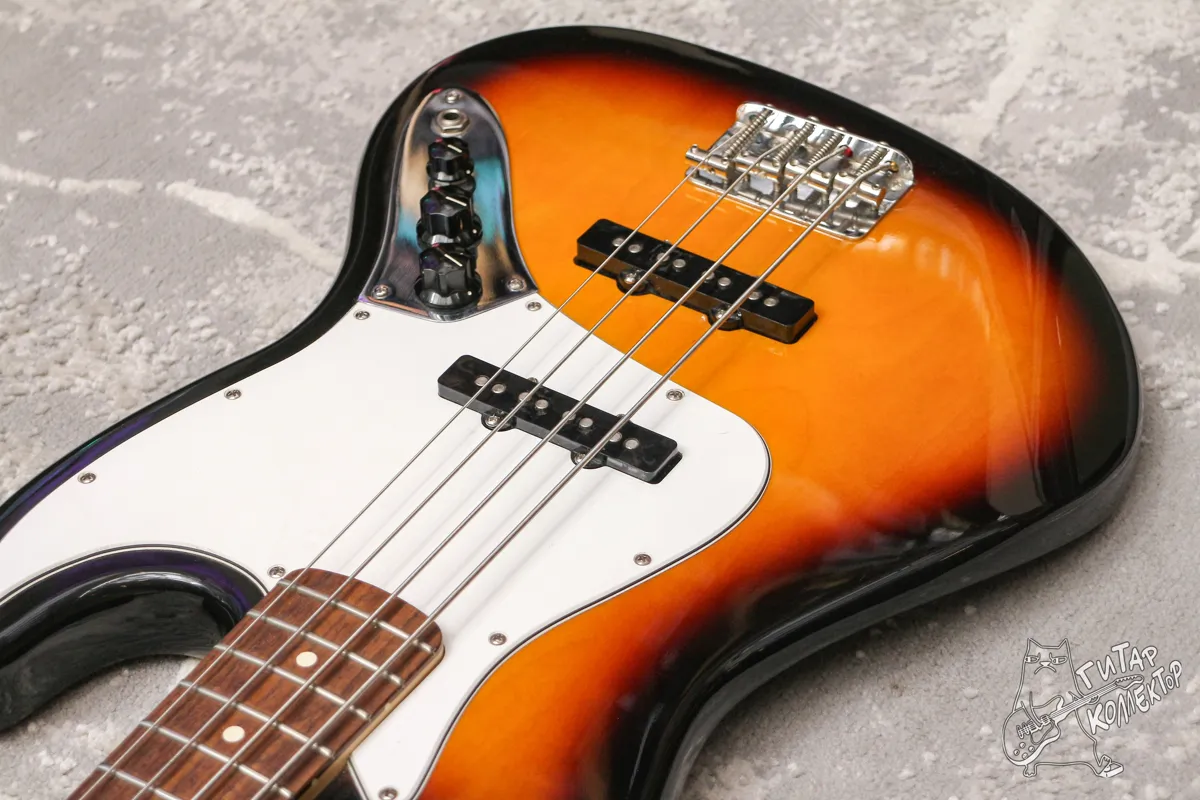 Fender Jazz Bass Standard 3-Tone Sunburst