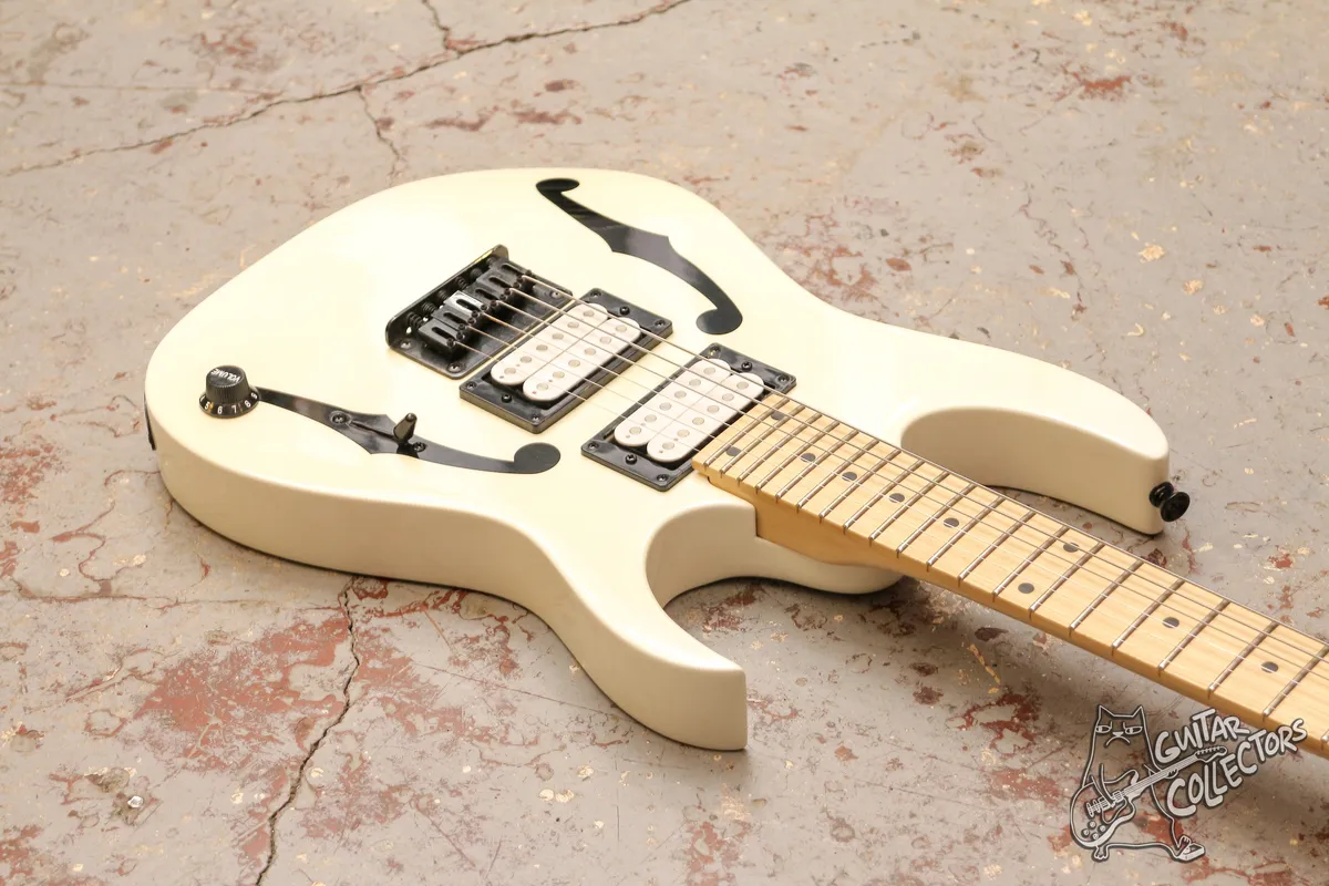 Ibanez PGMM31 WH Paul Gilbert Signature miKro