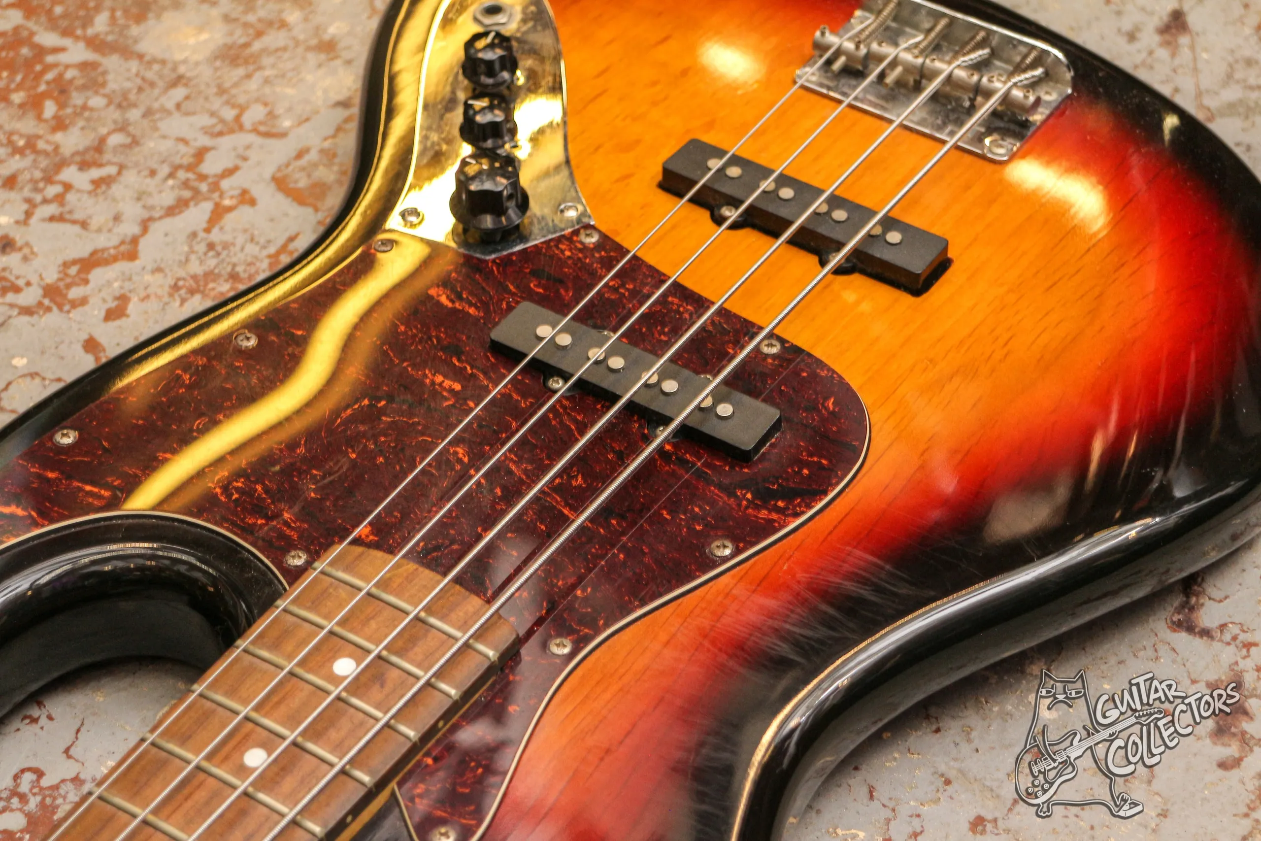 Photogenic Jazz Bass