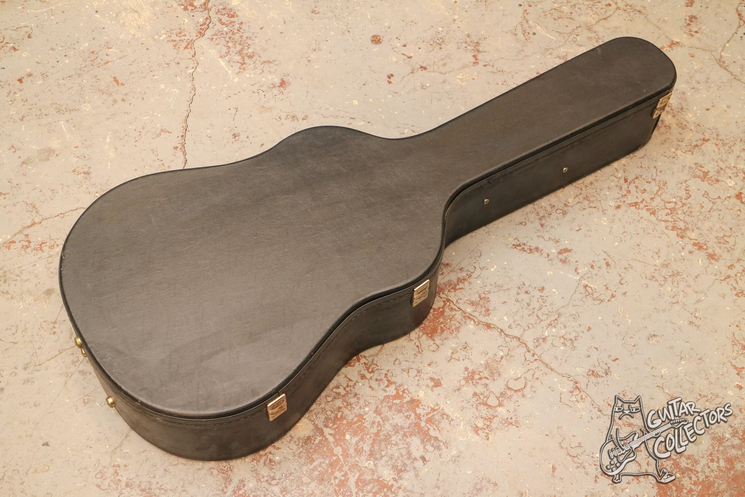 Tokai Cat`s Eyes CE-300 Dreadnought