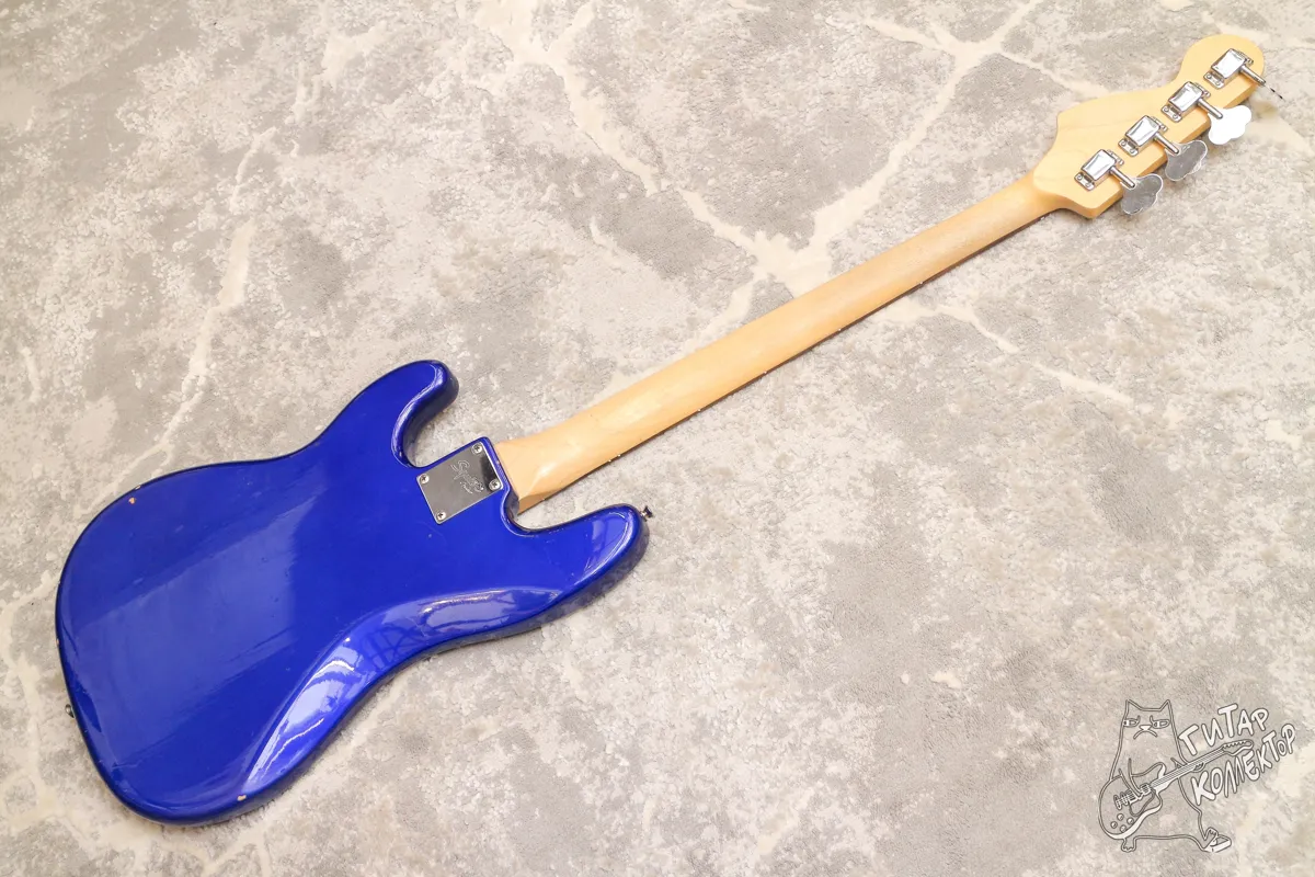 Squier Affinity Precision Bass Metallic Blue