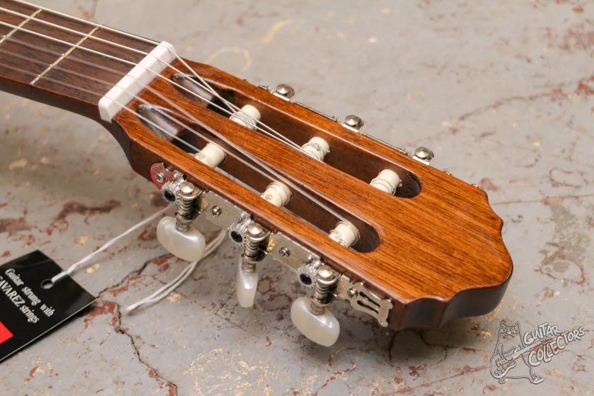 Cort AC 100 SG Classical Guitar 4/4