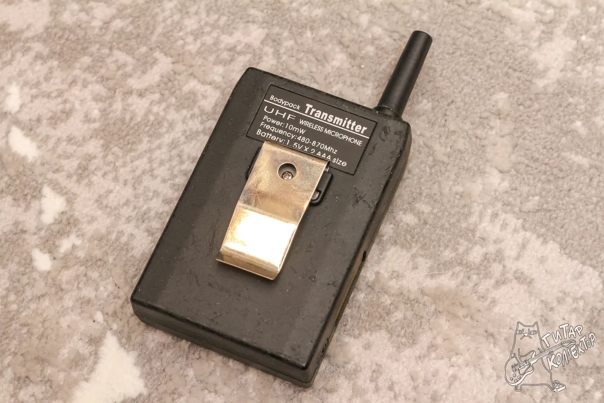 Радиосистема Enbao UHF EO-82 с головным микрофоном.