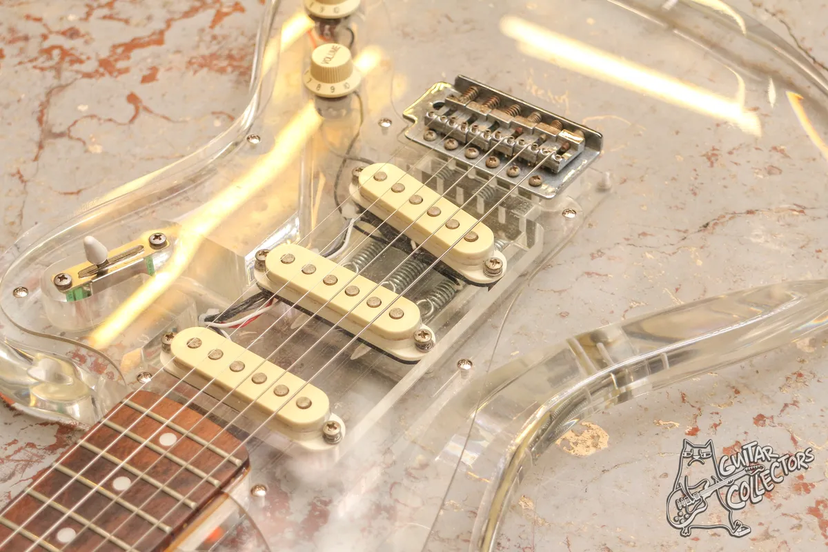 Photogenic Acrylic Crystal Jaguar