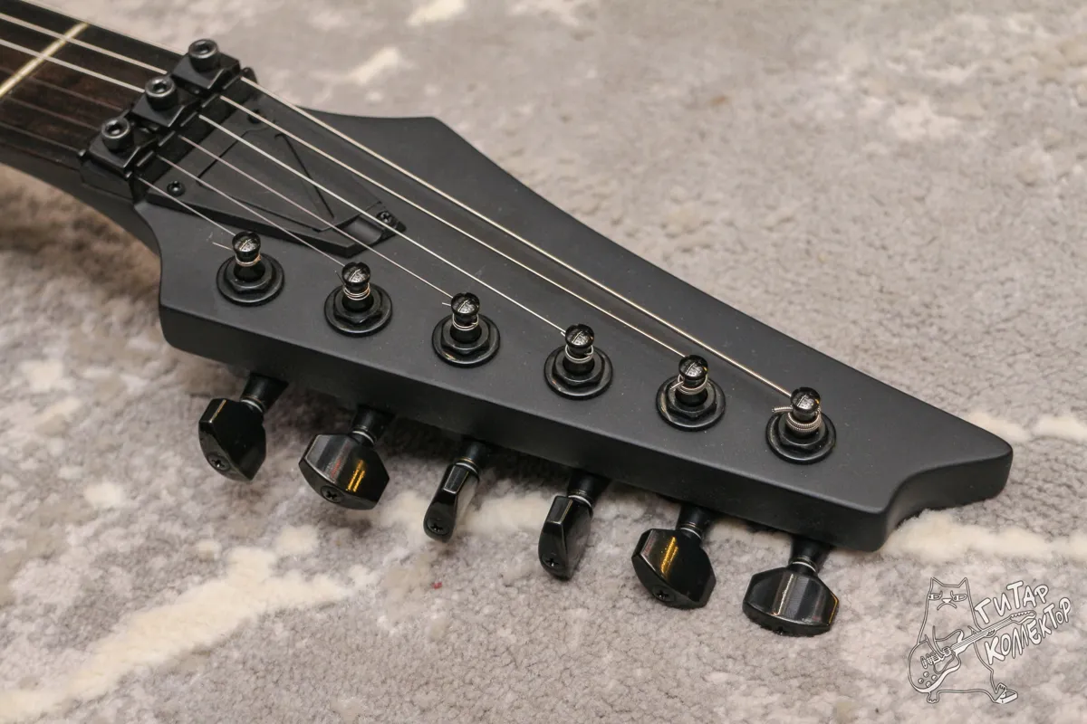 Ibanez Iron Label Xiphos XPTB620 Black Flat