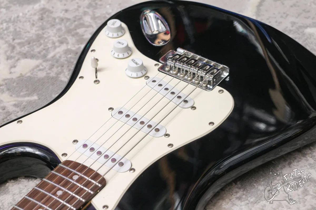 Squier Bullet Stratocaster Black