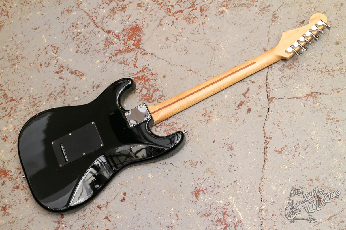 Fender ST-STD Stratocaster Standard