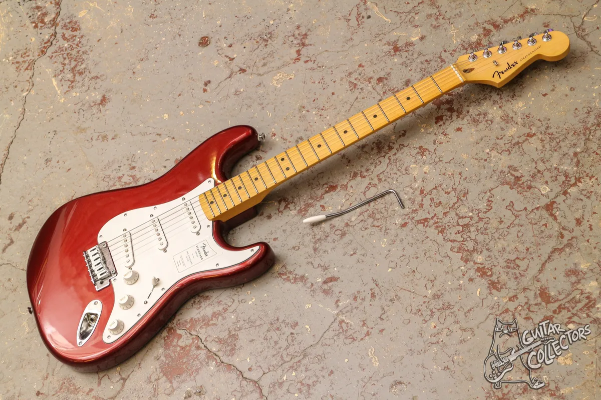Fender Standard Stratocaster MN Candy Cola NEW