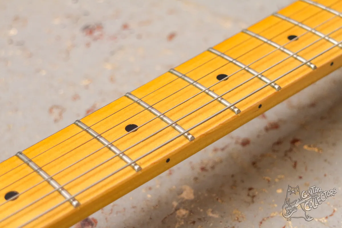 G&L Tribute Series ASAT Classic Telecaster