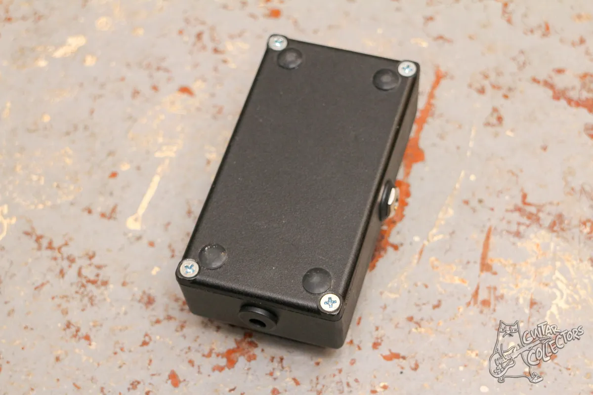 Chas More Guitars Chorus