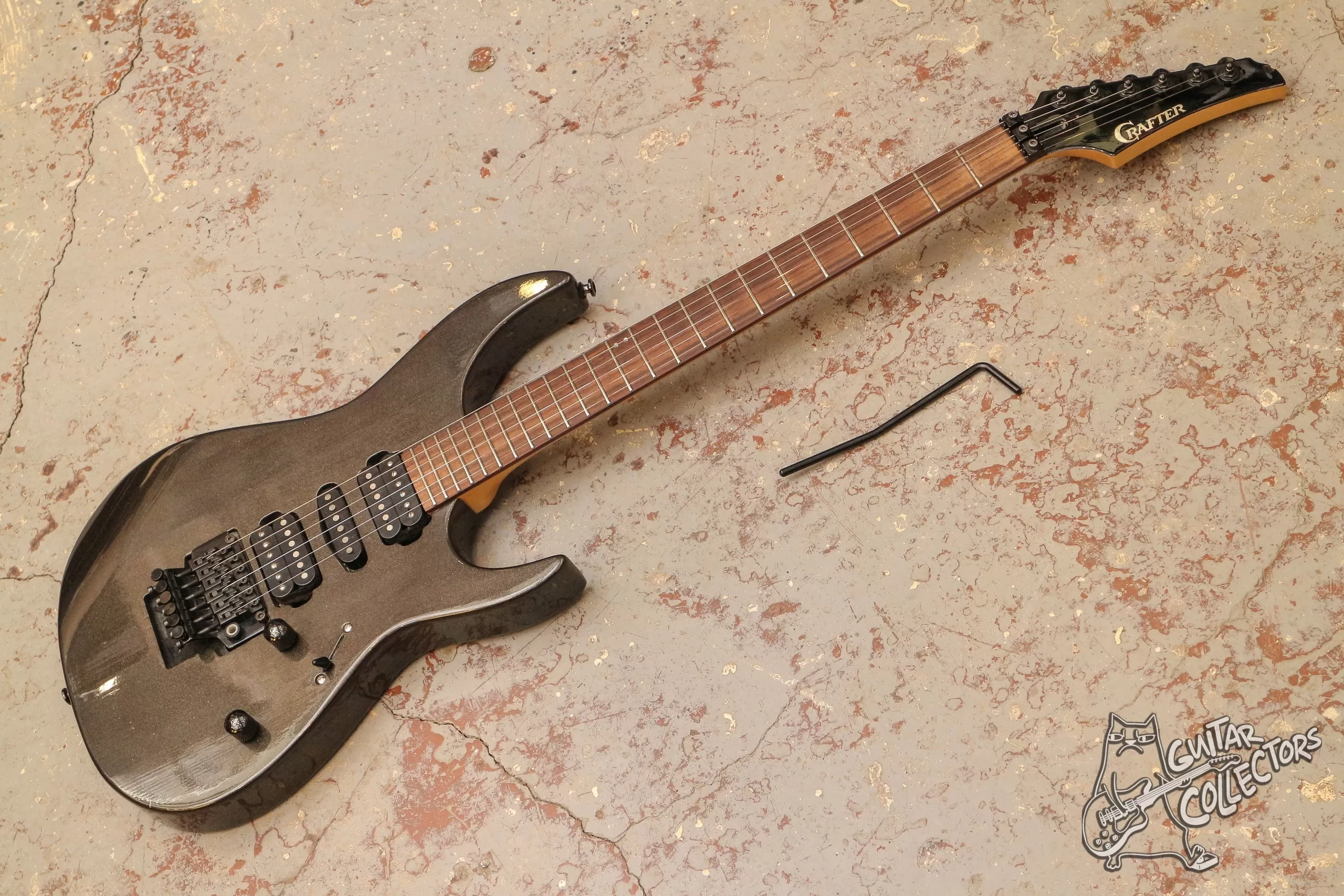 Crafter Crown DX