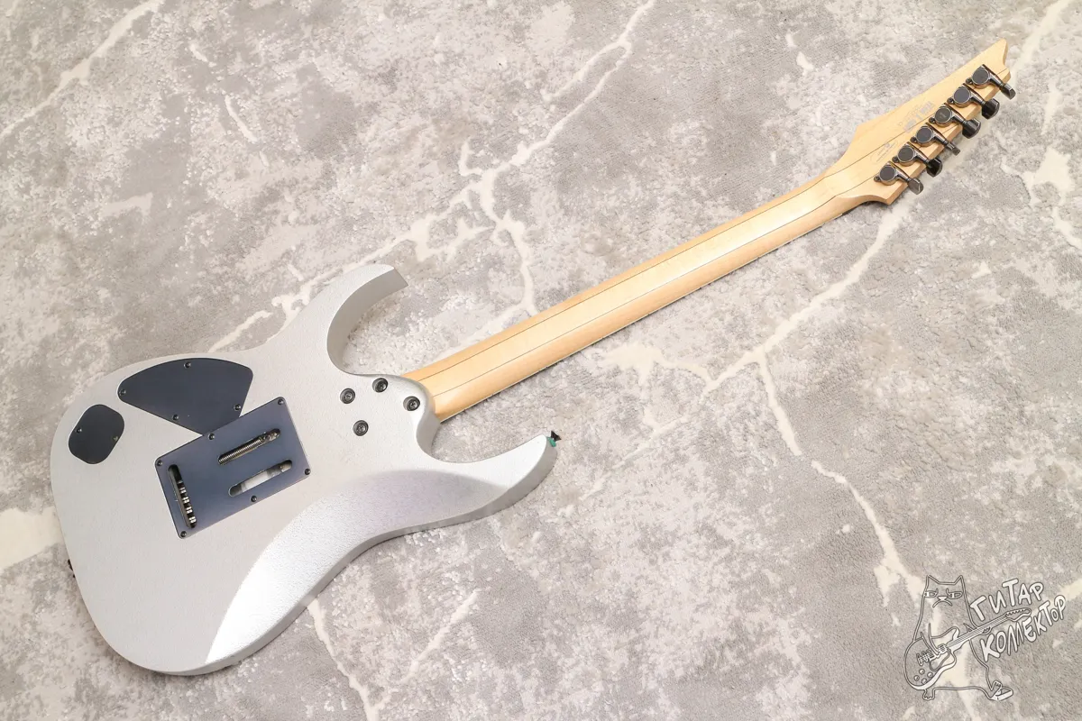 Ibanez RG 2570 Prestige Vital Silver