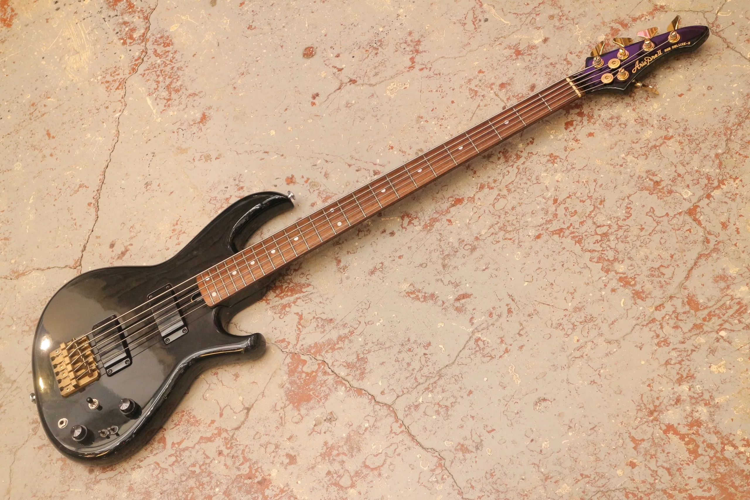 Aria Pro II RSB Deluxe 5 Str Bass