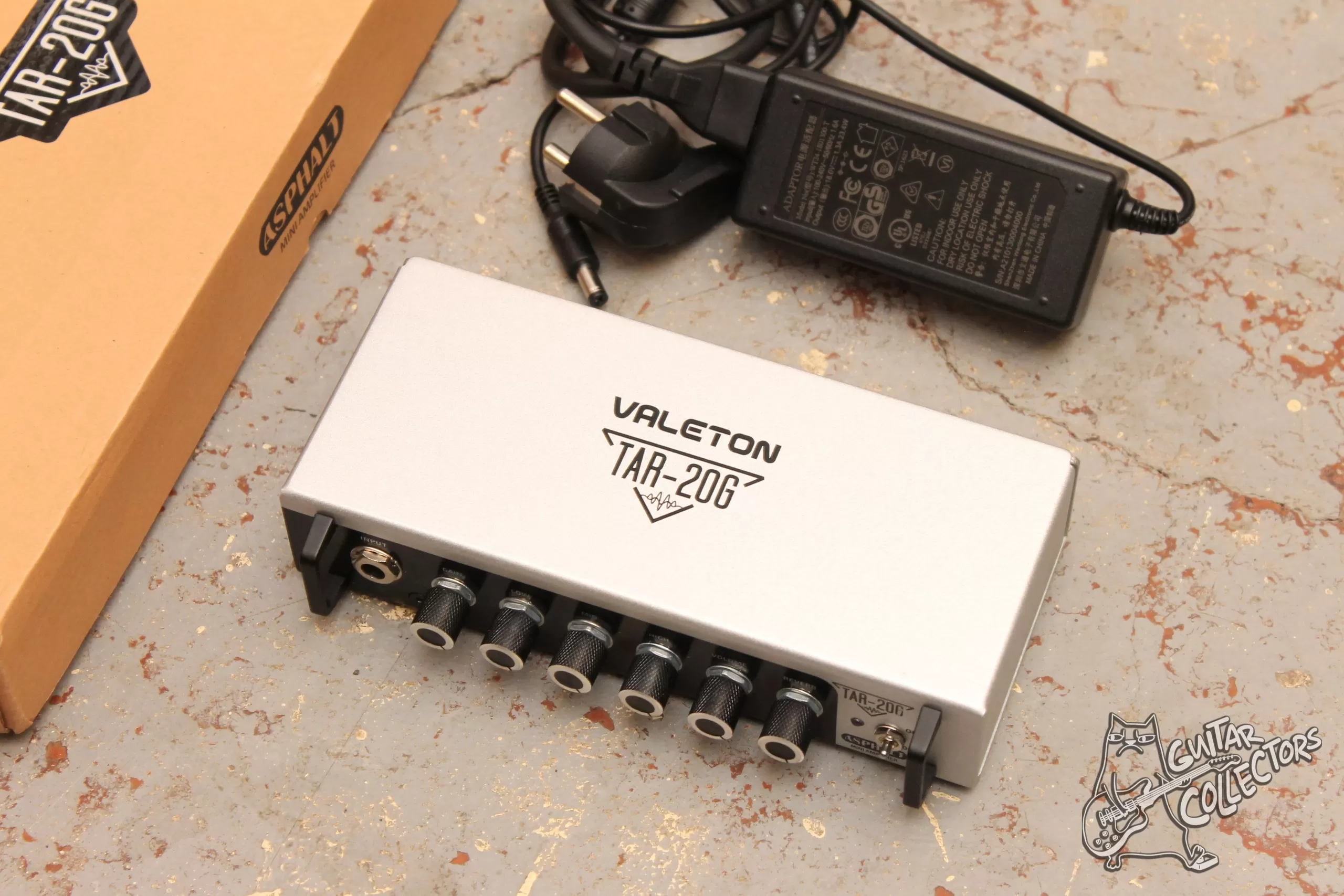 Valeton Asphalt TAR 20 G Guitar Amp Head