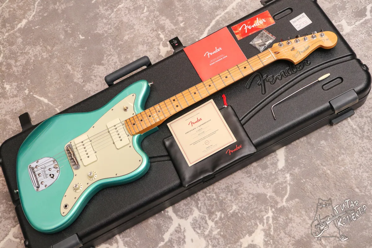 Fender American Professional Jazzmaster Mystic Seafoam