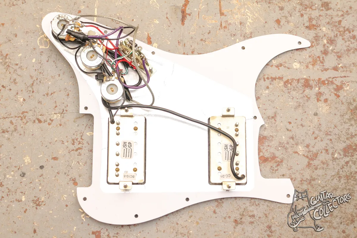 Fender Loaded Pickguard HH