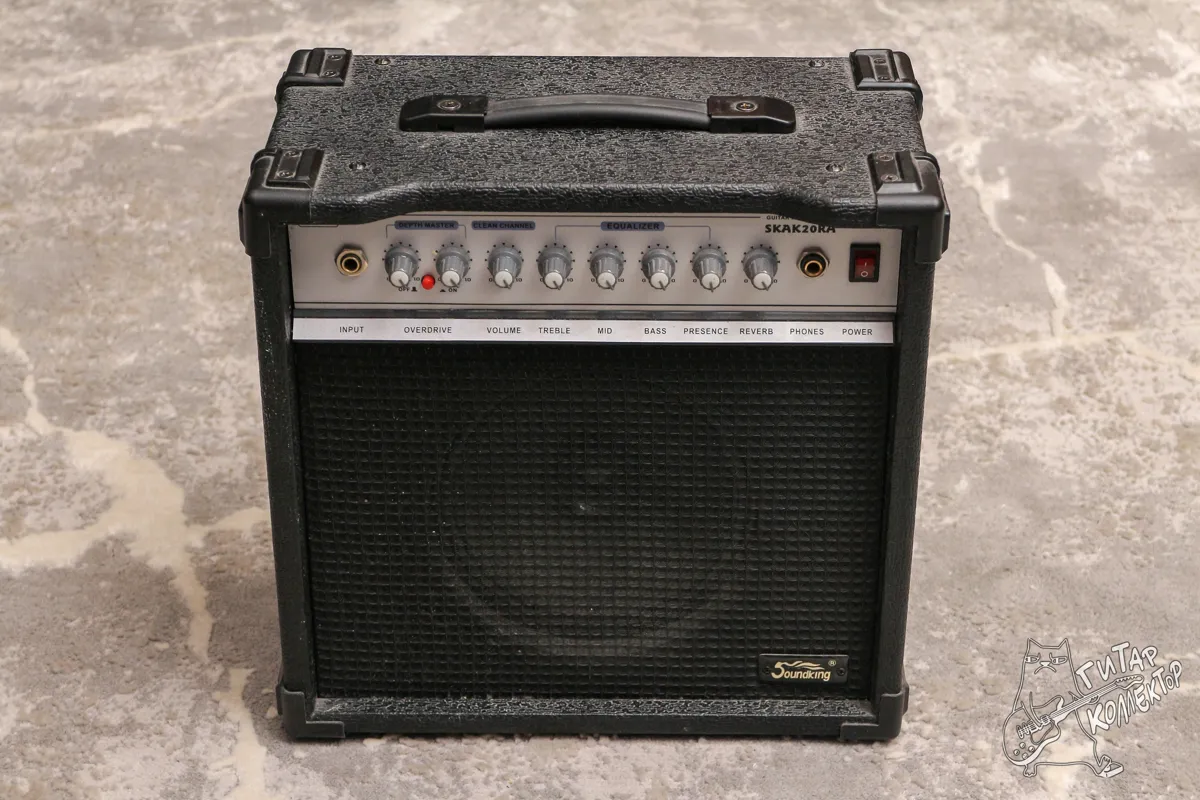 SoundKing SKAK20RA Guitar Combo