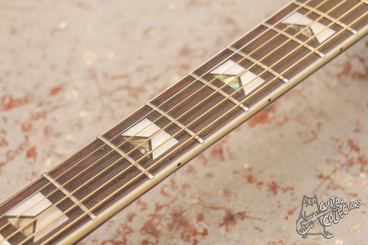 Morris MG-60 Acoustic Guitar