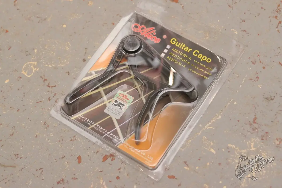 Каподастр для акустической гитары Alice