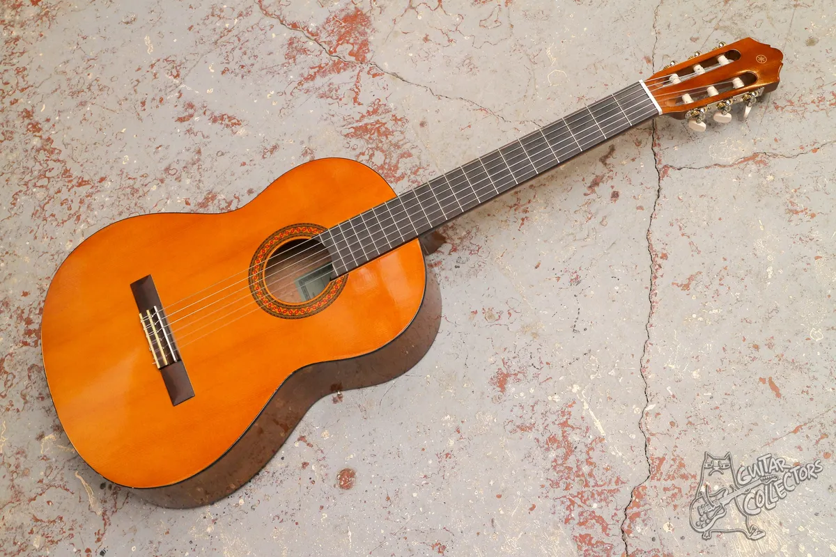 Yamaha C-40 Classical Guitar 4/4