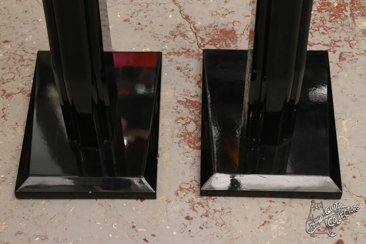 Деревянные лакированные стойки под студийные мониторы  акустические системы.