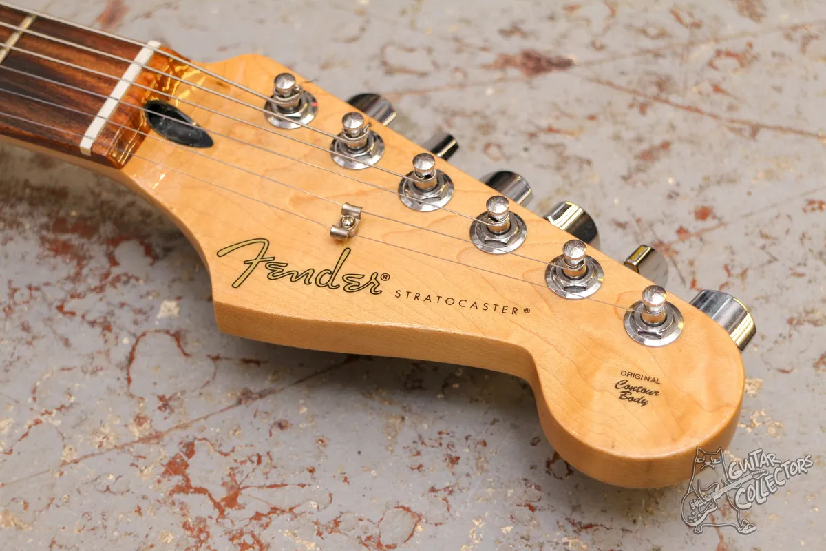 Fender Player Stratocaster 75th Anniversary HSS Polar White