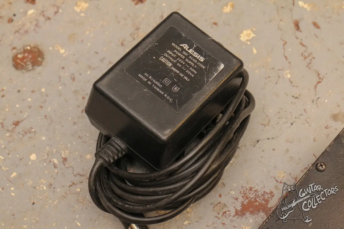 Alesis QuadraVerb 20K Bandwidth Simultaneous Digital Effects Processor