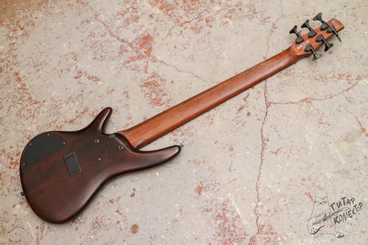 Ibanez SR506E 6-Str Bass