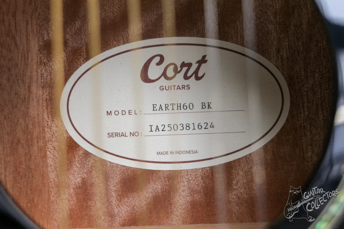 Cort Earth60-BK Earth Series Dreadnought