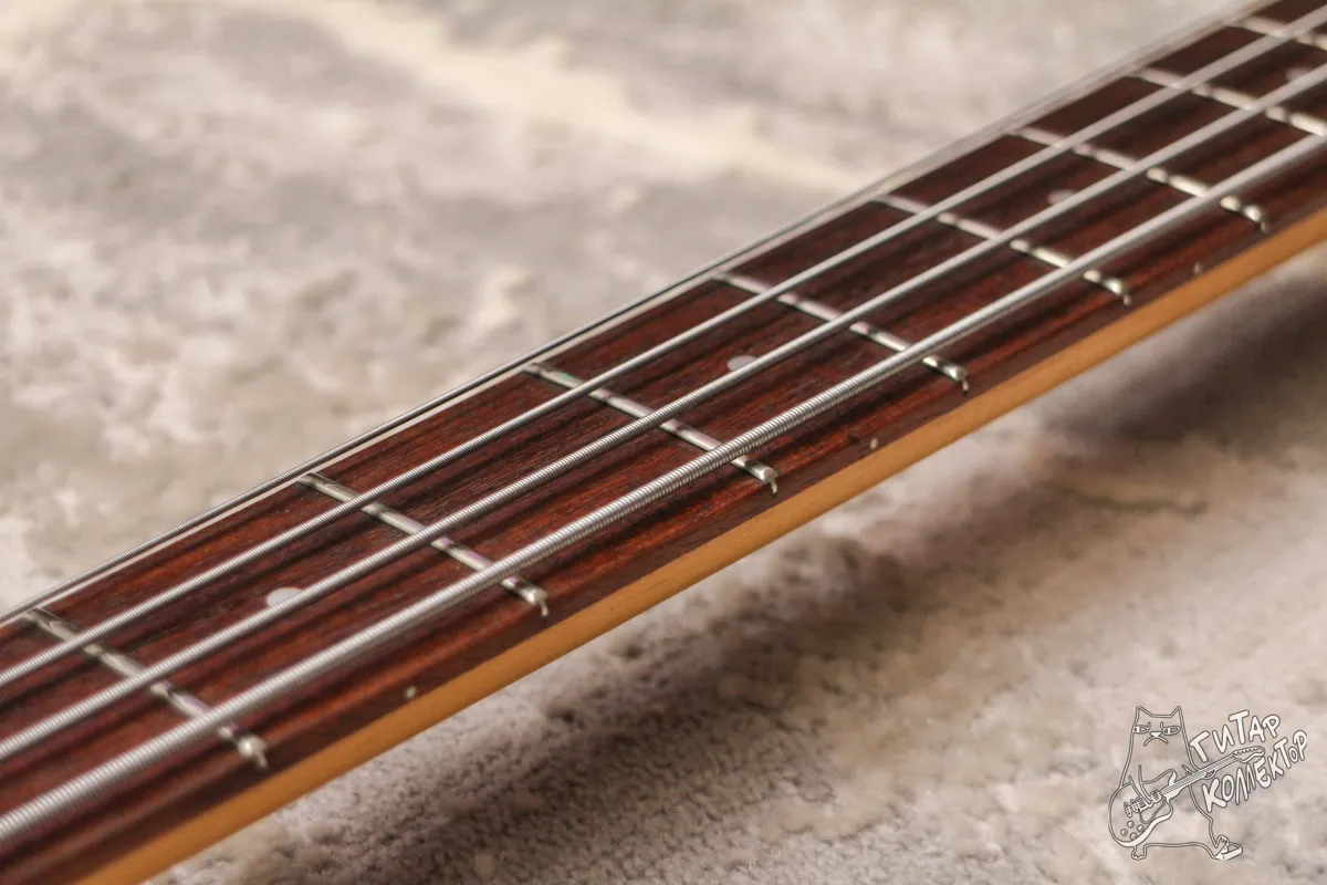 Fernandes FRB-42 Bass Quilted Red Burst