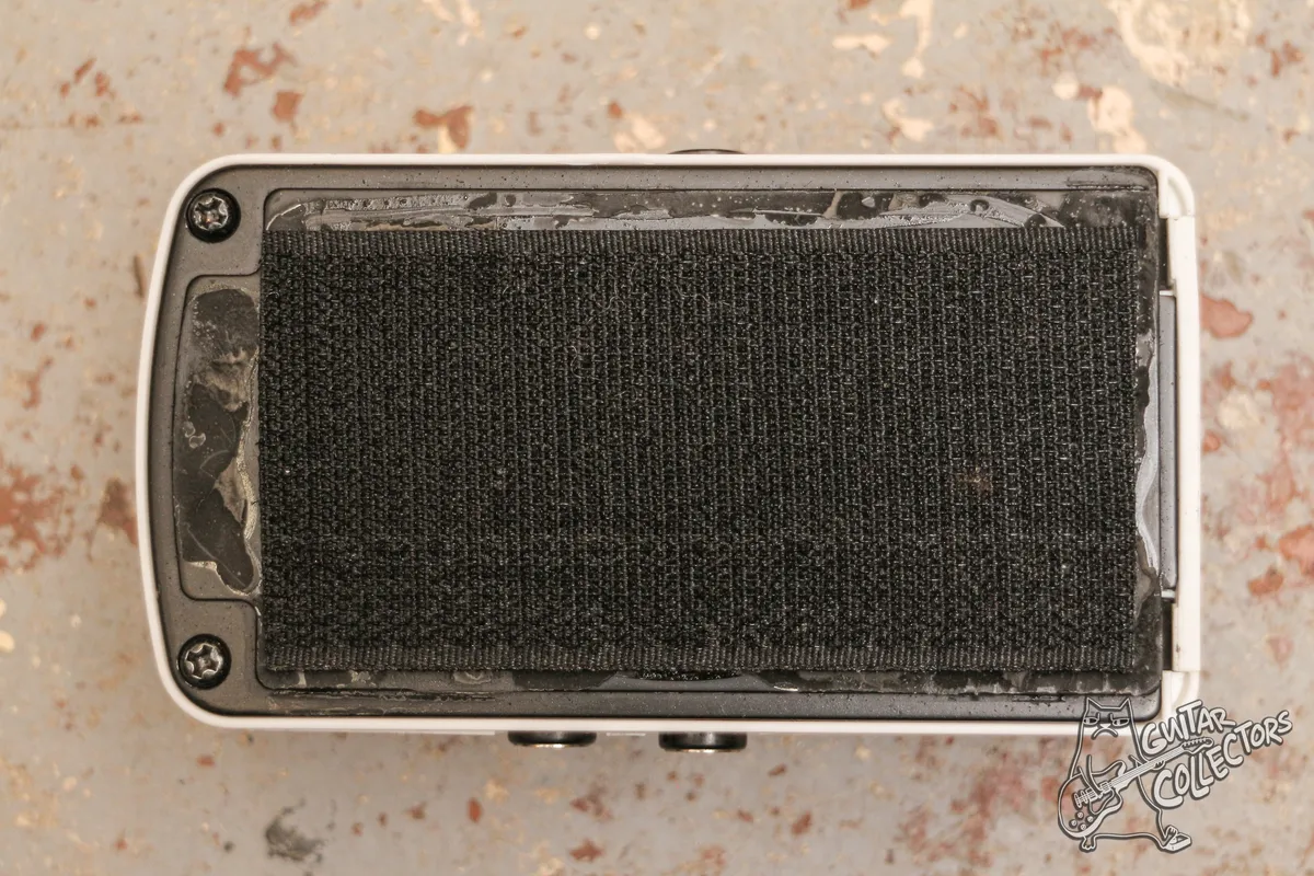 Behringer AB 100 Instrument / Amp Selector