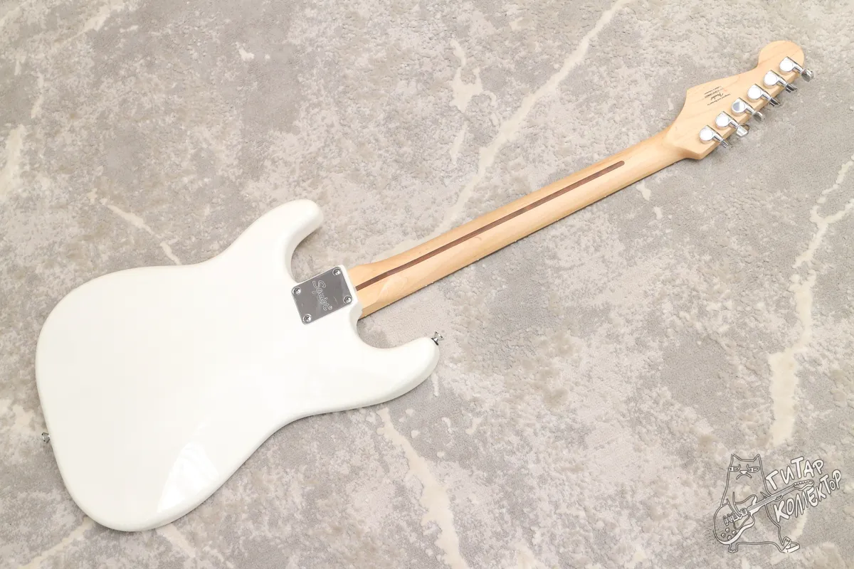 Squier Bullet Stratocaster HT White