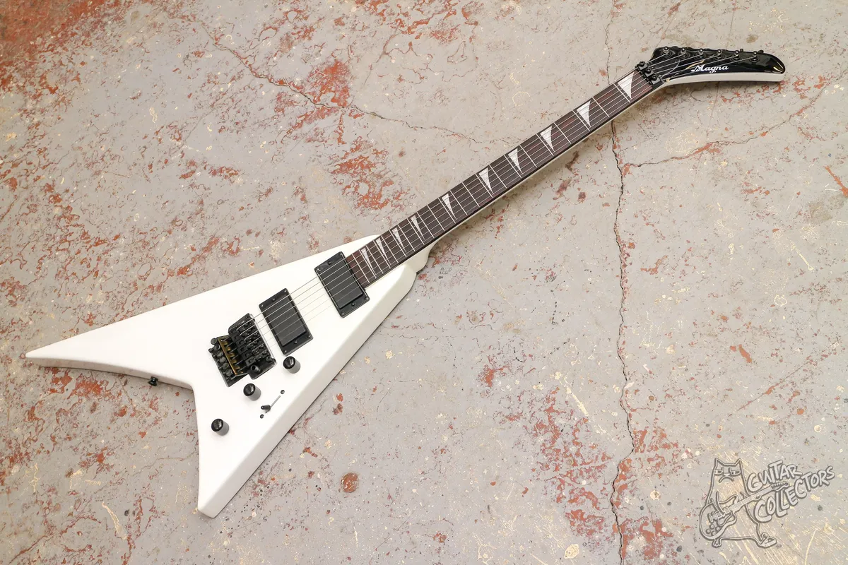 Magna 2000RFR-WH Randy Rhoads